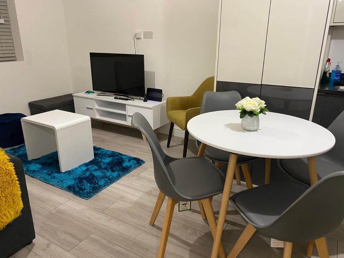 בדפורד Marie'S Serviced Apartments- 2 Bedroom City Stay מראה חיצוני תמונה